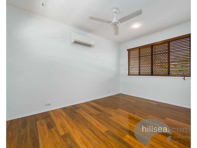 14A Thrush Avenue, Paradise Point QLD 4216
