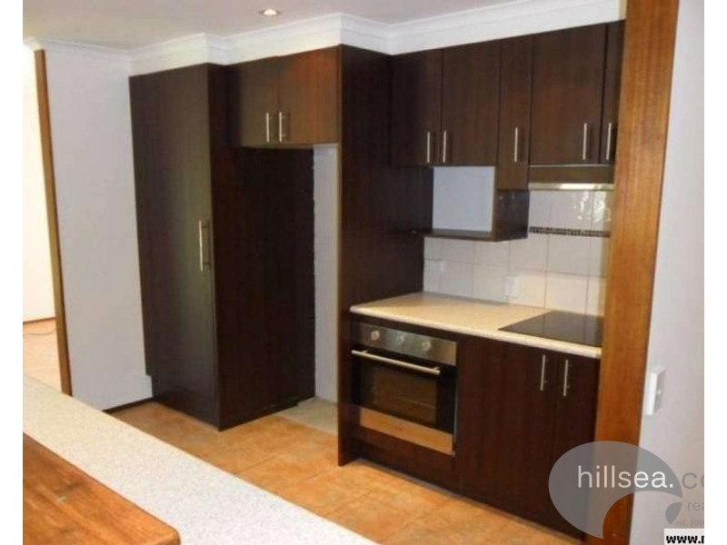 40 Lochinvar Court, Ashmore QLD 4214