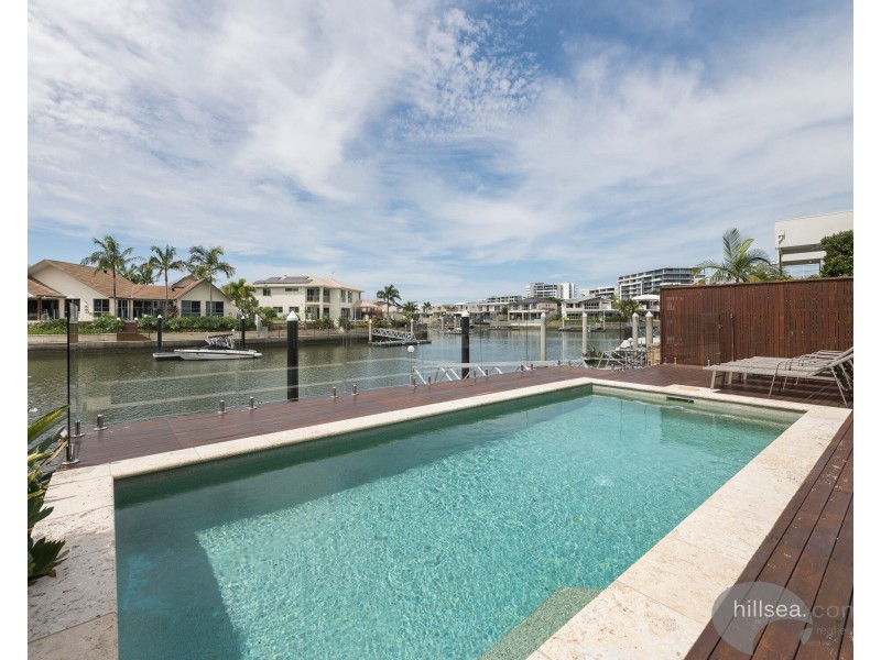 53 Compass Drive, Biggera Waters QLD 4216