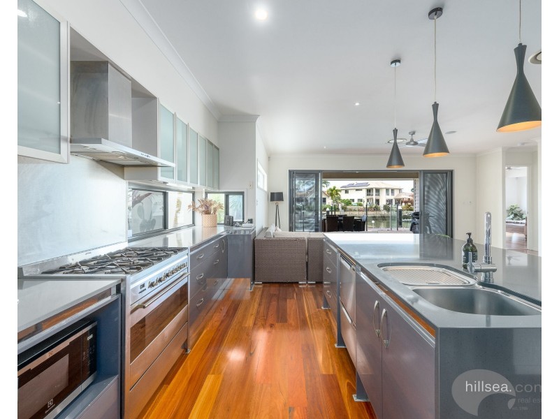 53 Compass Drive, Biggera Waters QLD 4216