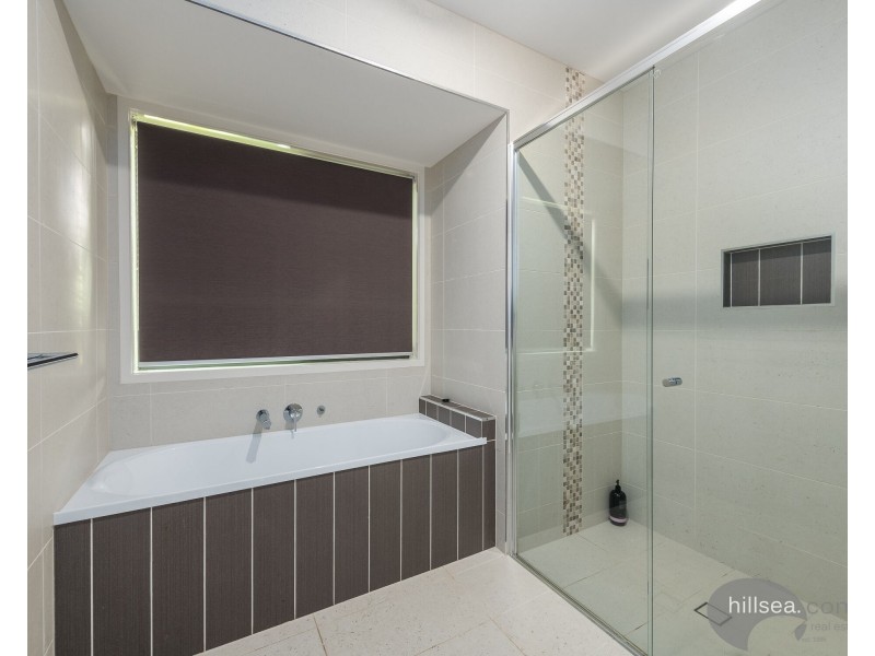 53 Compass Drive, Biggera Waters QLD 4216