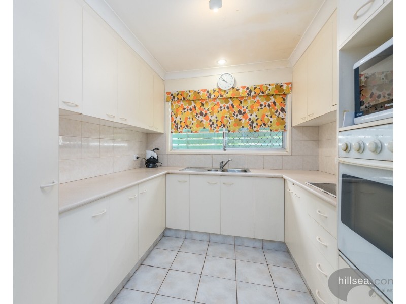 3 Pomona Terrace, Labrador QLD 4215