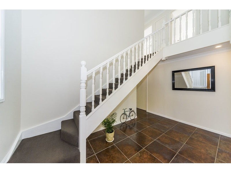 49 Lae Drive, Runaway Bay QLD 4216