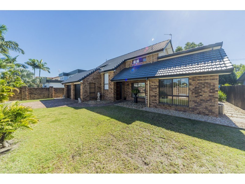 49 Lae Drive, Runaway Bay QLD 4216