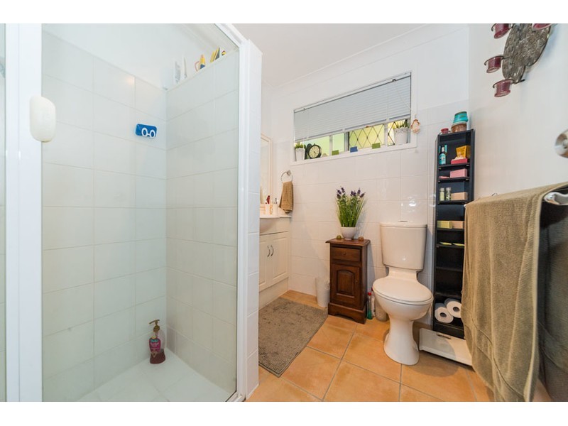 2/275 Bayview Street, Hollywell QLD 4216