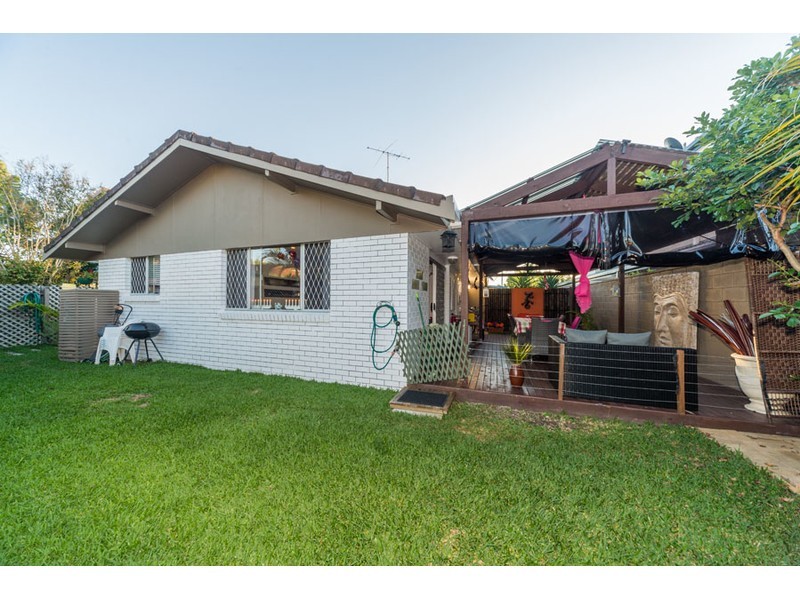 2/275 Bayview Street, Hollywell QLD 4216