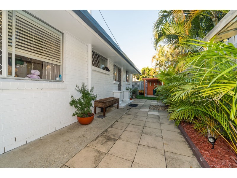 2/275 Bayview Street, Hollywell QLD 4216