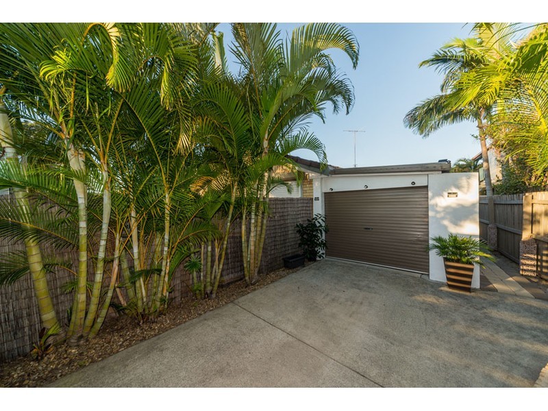 2/275 Bayview Street, Hollywell QLD 4216