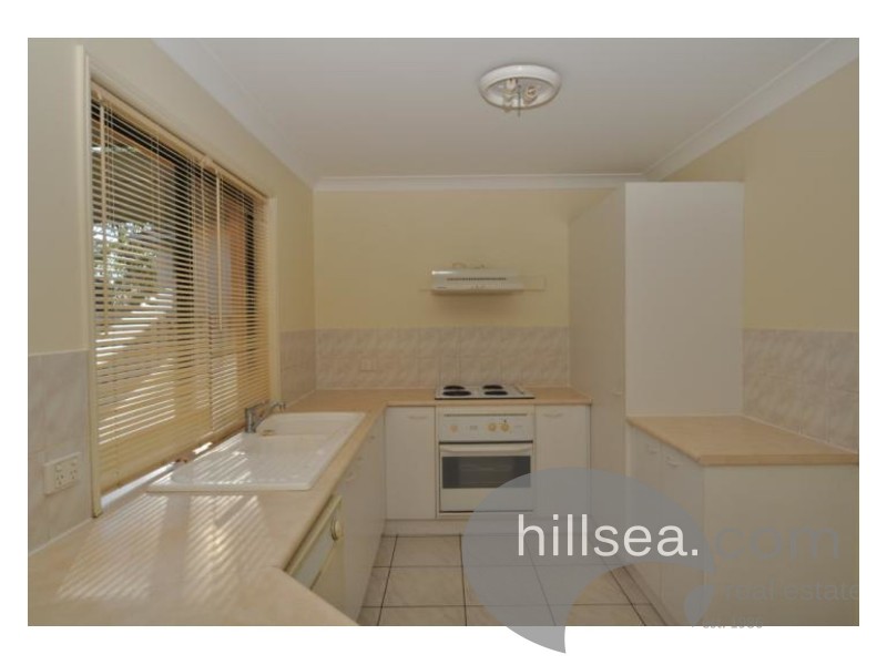 2/104 Greenacre Drive, Parkwood QLD 4214