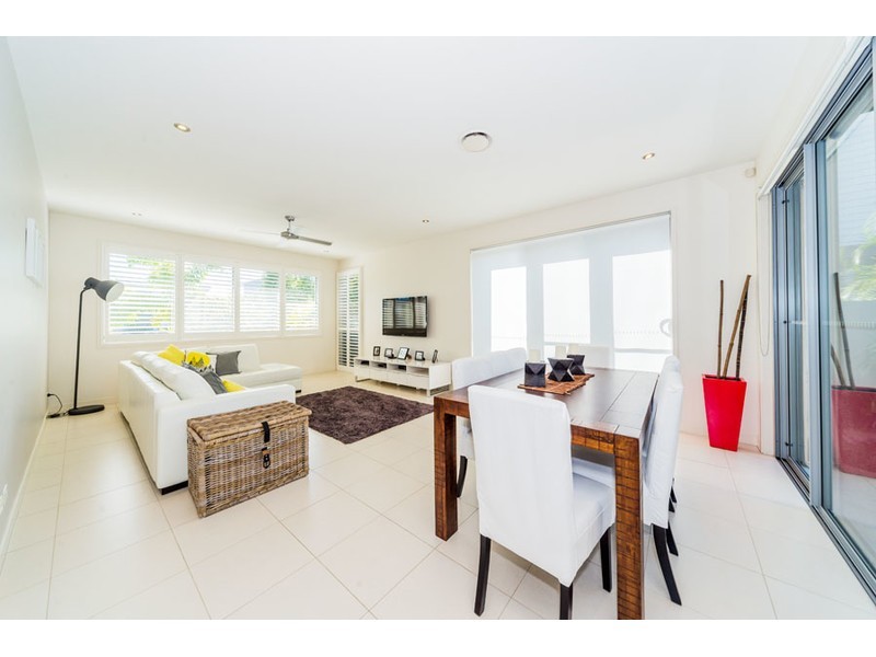 5 Ruthenium Court, Hope Island QLD 4212