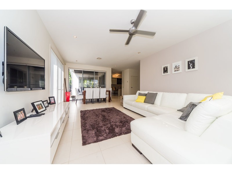 5 Ruthenium Court, Hope Island QLD 4212