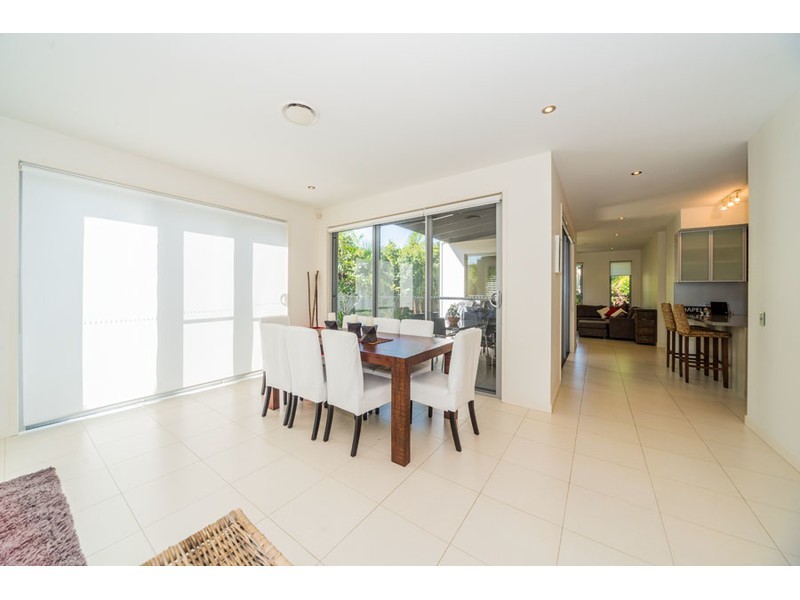 5 Ruthenium Court, Hope Island QLD 4212