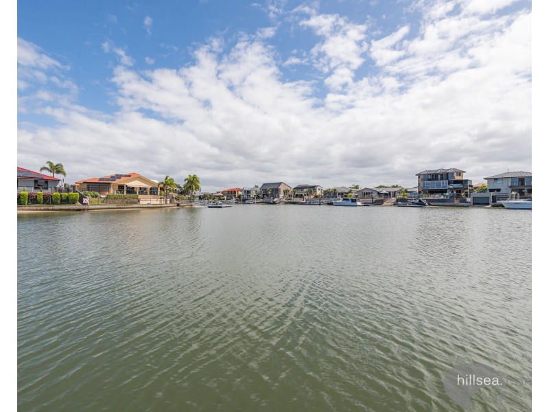 40 Oxley Drive, Paradise Point QLD 4216