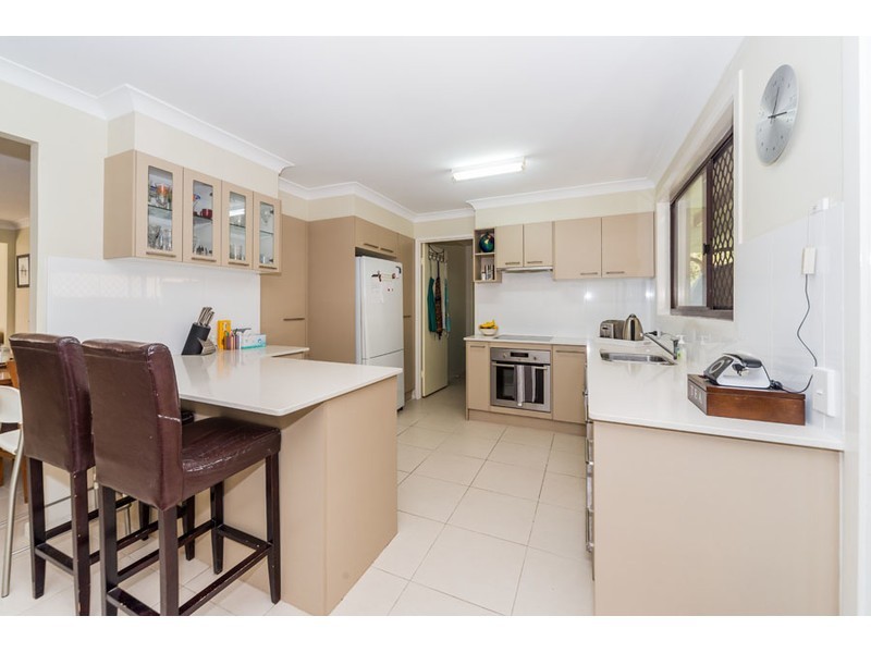 16 Menindee Avenue, Coombabah QLD 4216