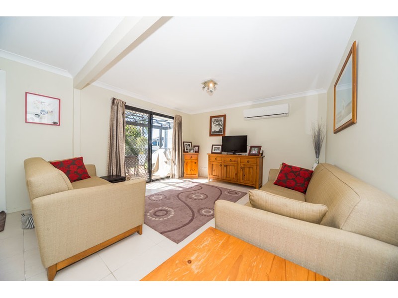 16 Menindee Avenue, Coombabah QLD 4216