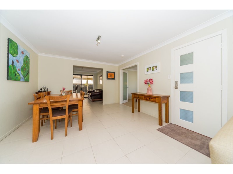 16 Menindee Avenue, Coombabah QLD 4216