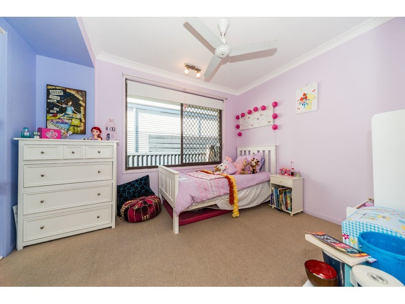 16 Menindee Avenue, Coombabah QLD 4216