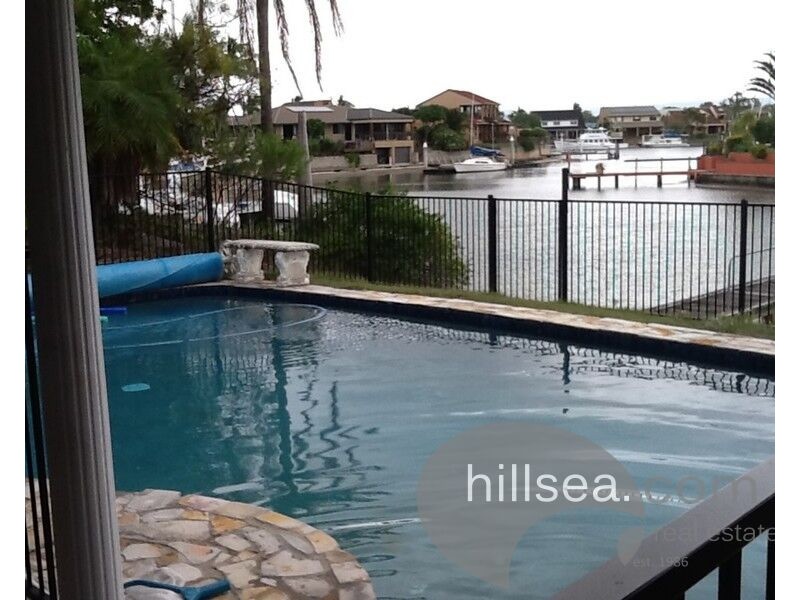 60 O’Grady Drive, Paradise Point QLD 4216