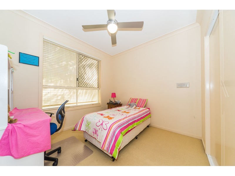 8 Serenity Boulevard, Helensvale QLD 4212