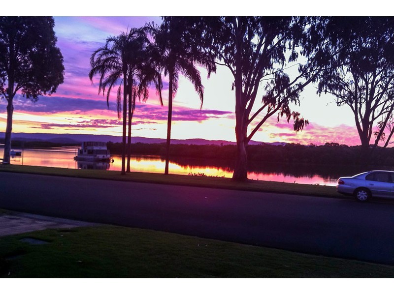 159 The Esplanade, Coombabah QLD 4216