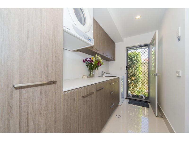 5 Pampas Court, Hollywell QLD 4216