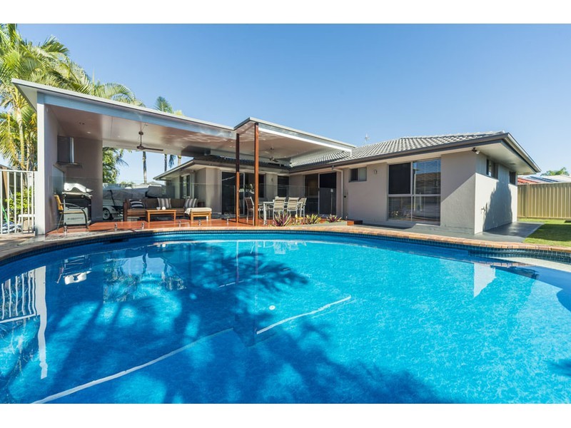 5 Pampas Court, Hollywell QLD 4216