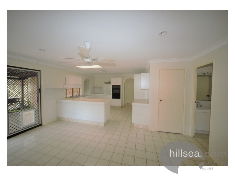 7 Lakefield Crescent, Paradise Point QLD 4216