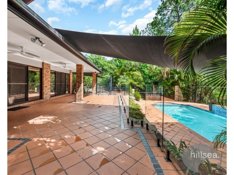 1 Entrance Road, Gaven QLD 4211