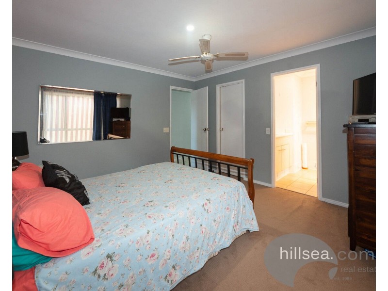 4 Daintree Drive, Parkwood QLD 4214