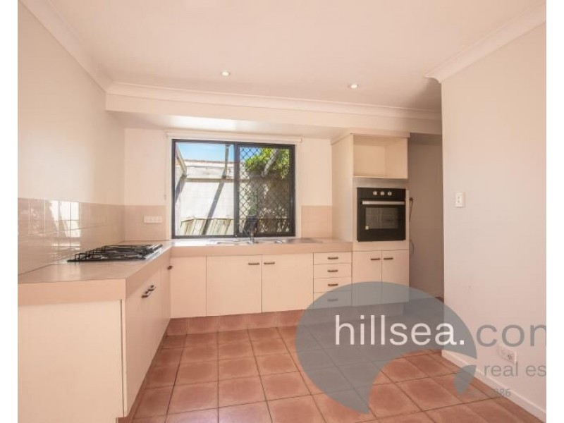 1/22 Nina Parade, Arundel QLD 4214