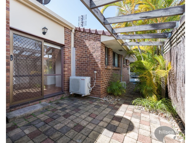 1/22 Nina Parade, Arundel QLD 4214