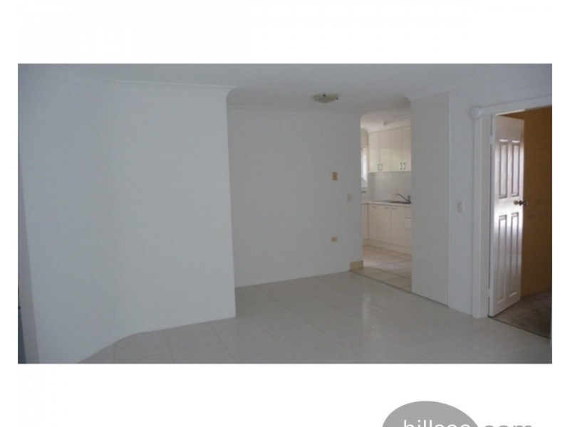 2/18 Madang Crescent, Runaway Bay QLD 4216