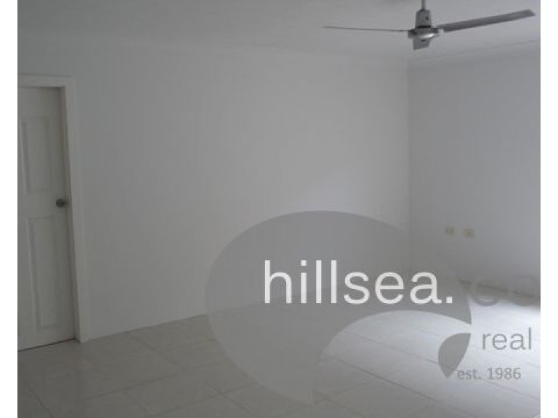 2/18 Madang Crescent, Runaway Bay QLD 4216