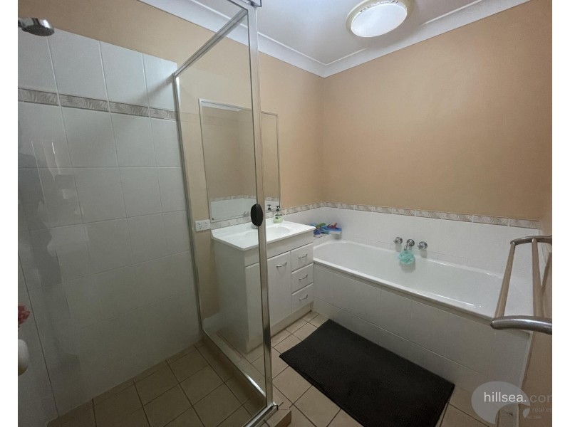 23 Beaumont Crescent, Pacific Pines QLD 4211