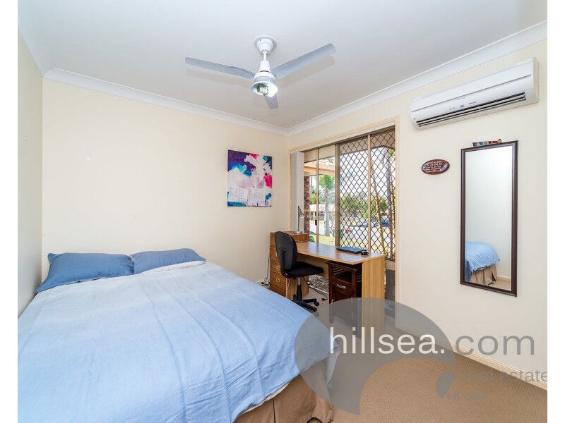 22 Oak Hill Crescent, Parkwood QLD 4214