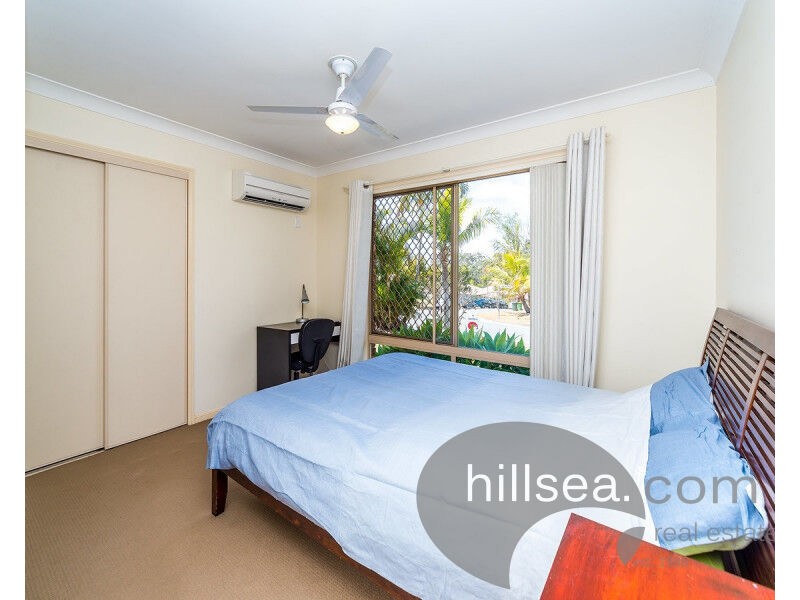 22 Oak Hill Crescent, Parkwood QLD 4214