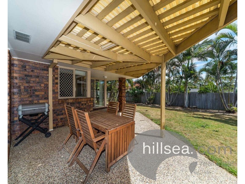 22 Oak Hill Crescent, Parkwood QLD 4214
