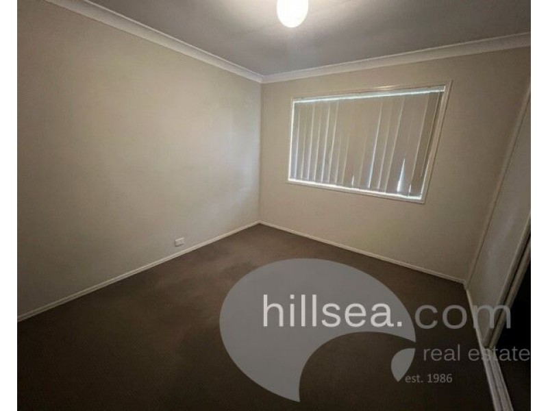 227 Universal Street, Oxenford QLD 4210