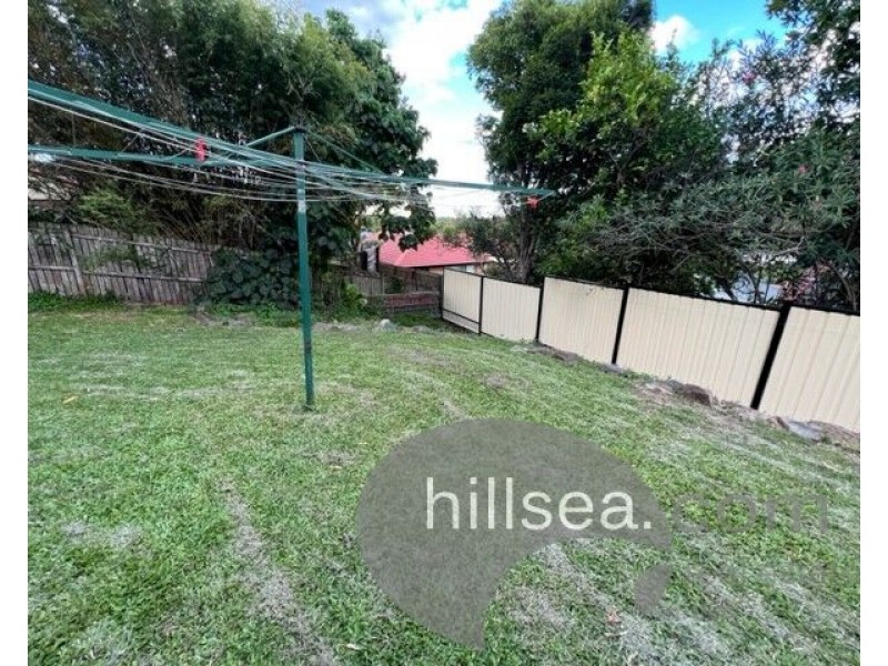 227 Universal Street, Oxenford QLD 4210