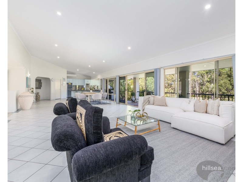 40 Jack Nicklaus Way, Parkwood QLD 4214