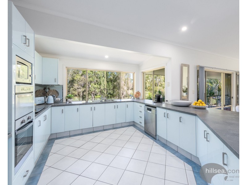 40 Jack Nicklaus Way, Parkwood QLD 4214