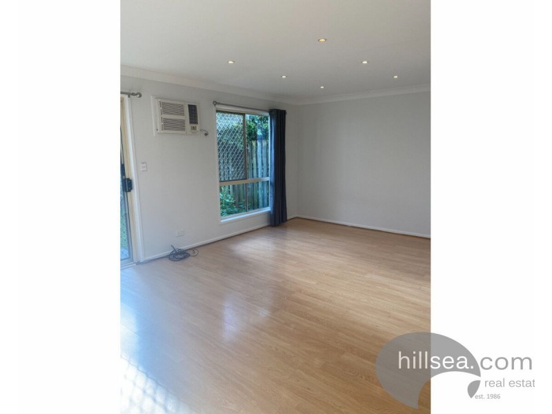 2/183 Government Road, Labrador QLD 4215