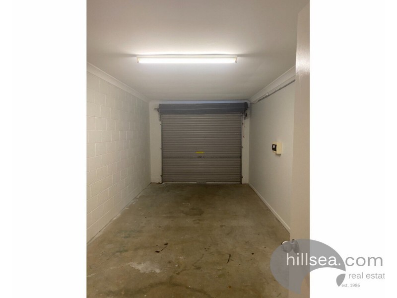 2/183 Government Road, Labrador QLD 4215