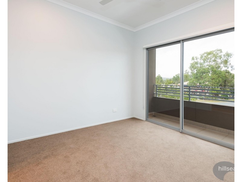 3/3 Michigan Drive, Oxenford QLD 4210