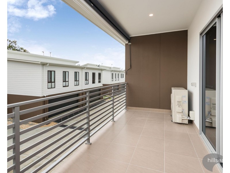 3/3 Michigan Drive, Oxenford QLD 4210