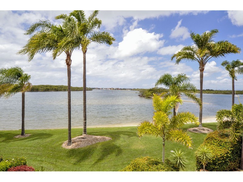 22/81 Boykambil Esplanade, Hope Island QLD 4212