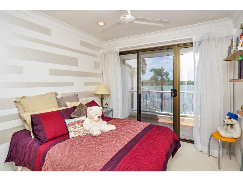 22/81 Boykambil Esplanade, Hope Island QLD 4212