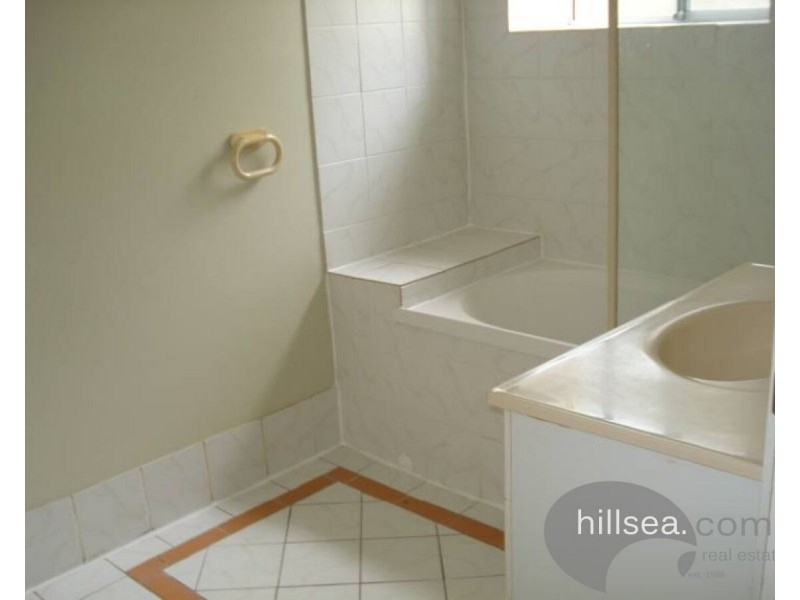 2/47 Harley Street, Labrador QLD 4215