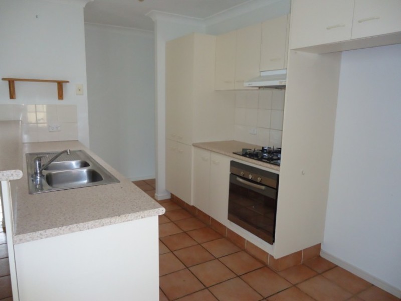 6 Floyd Court, Parkwood QLD 4214