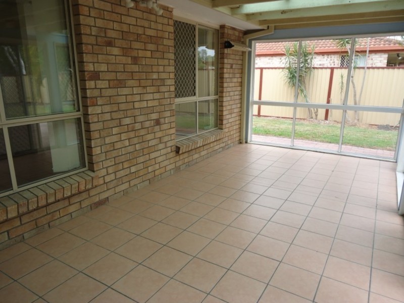 6 Floyd Court, Parkwood QLD 4214